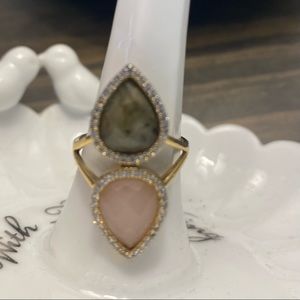 Melanie Auld ring size 6